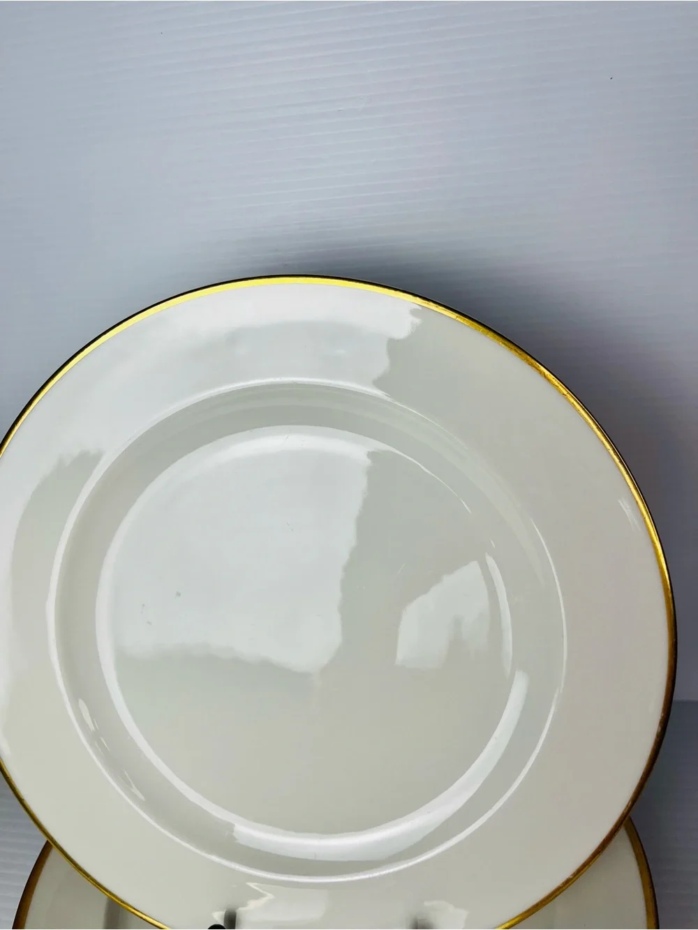 Set Of 4 Vintage Haviland Porcelain Limoges White Dinner Plates with Gold Trim